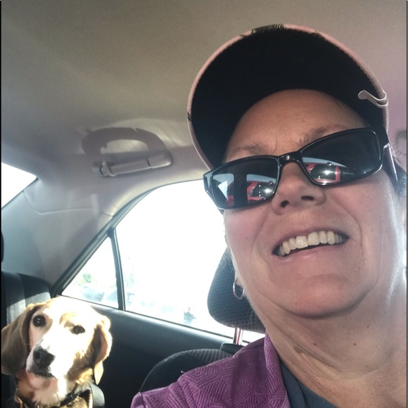 Meet your Posher, Valerie - Picture 1 of 1